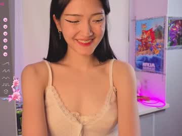 girl cam masturbation with yung_leana