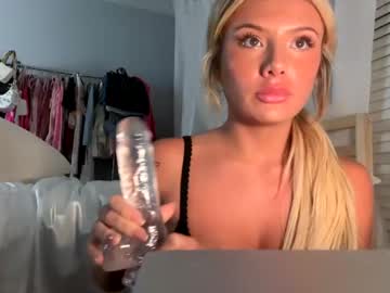 girl cam masturbation with sarahbabyyyy19