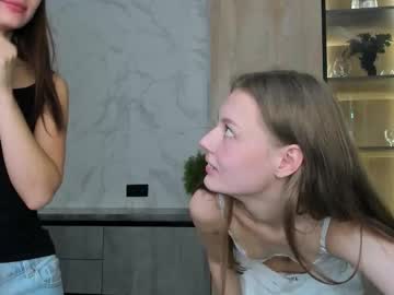 couple cam masturbation with r00mani