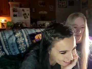 couple cam masturbation with chydollasign