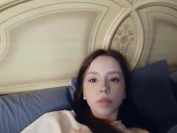 couple cam masturbation with emillycutemurr_