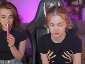 couple cam masturbation with sweetdesiree_