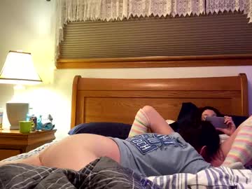 couple cam masturbation with michaeldezzy69