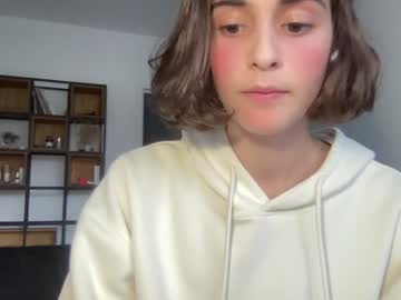 girl cam masturbation with crown_of_vice01