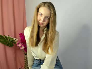 girl cam masturbation with odiliagallant