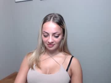 girl cam masturbation with nicola_mare