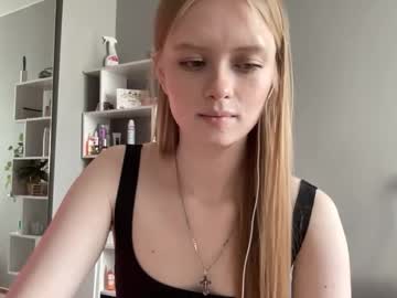 girl cam masturbation with mittietonge