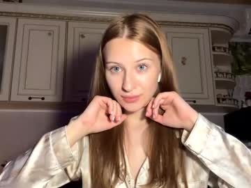 girl cam masturbation with bloody_petal