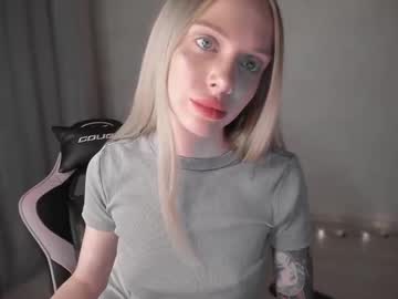 girl cam masturbation with avgustiiiina