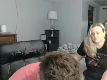 couple cam masturbation with thinwhiteboy8