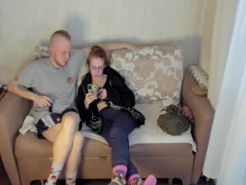 couple cam masturbation with gamer_family