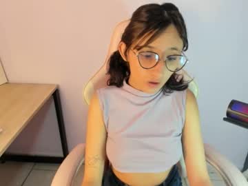 girl cam masturbation with princess_foxxxy1