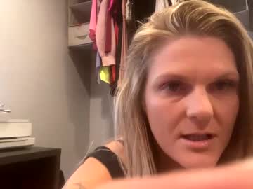 couple cam masturbation with deanandtrixie86