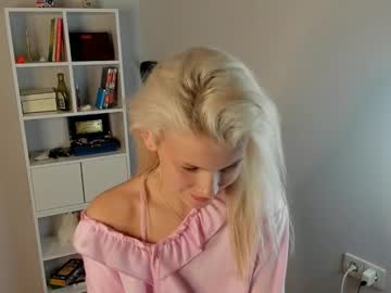 girl cam masturbation with vilvetvixen