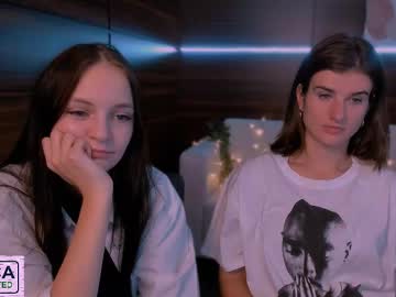 couple cam masturbation with emili_beauty