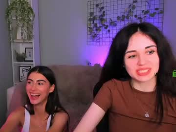 girl cam masturbation with milana_red1