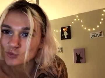 girl cam masturbation with sluttyyscarlett