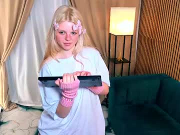 girl cam masturbation with lolabunny2008