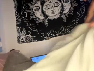 couple cam masturbation with 21yearsy0ung9icheshung