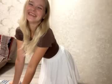 girl cam masturbation with miahavlicek
