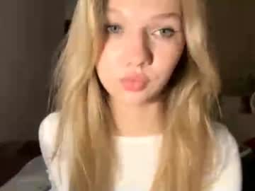 girl cam masturbation with sultry_dreamer_4ever