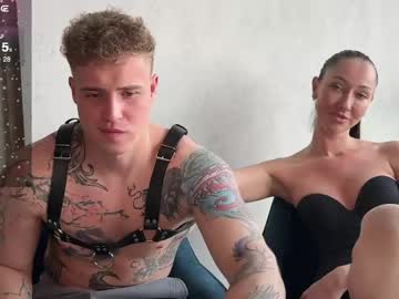 couple cam masturbation with andre_canvas