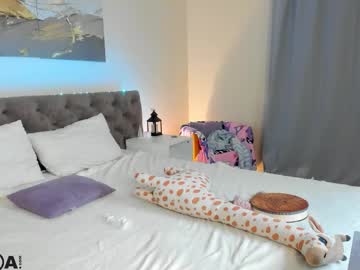 girl cam masturbation with m1m1_angels