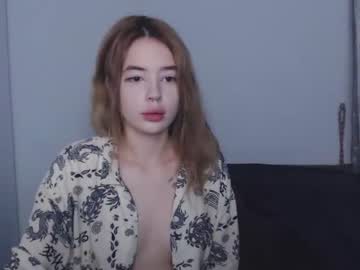 girl cam masturbation with l1ttle__k1tty