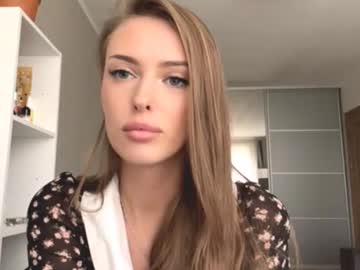 girl cam masturbation with heart_petal