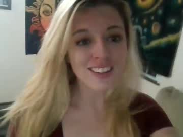 girl cam masturbation with mizzymay10101