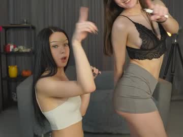 couple cam masturbation with monahurde
