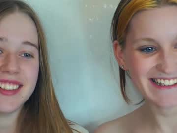 couple cam masturbation with synnefarmer