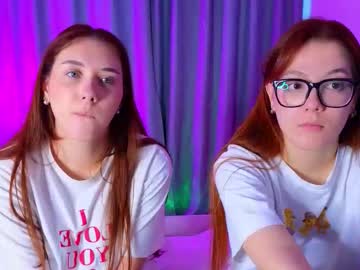 couple cam masturbation with vickipratt