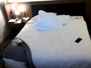 couple cam masturbation with somuchbliss