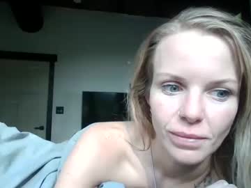 girl cam masturbation with carinablair777