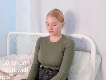 girl cam masturbation with merylbossom