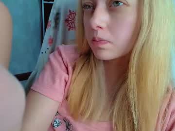 girl cam masturbation with puff_witch