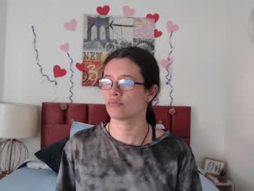 girl cam masturbation with sereneclarks_