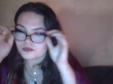 couple cam masturbation with missblackandmissmoon