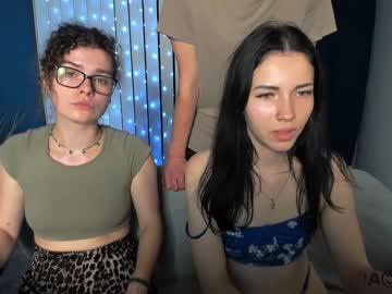 couple cam masturbation with kamilla_boobs