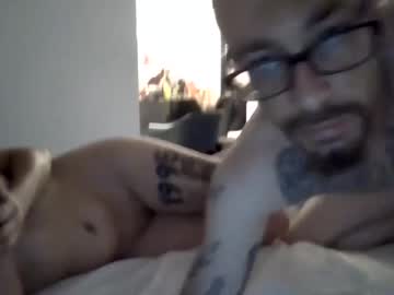 couple cam masturbation with lochnesscock13