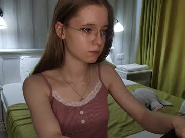 girl cam masturbation with lowress