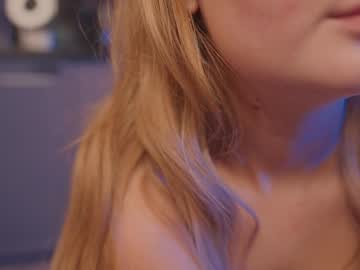 girl cam masturbation with iamclaire_