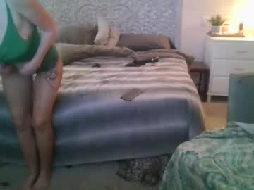couple cam masturbation with wantmymantofukme