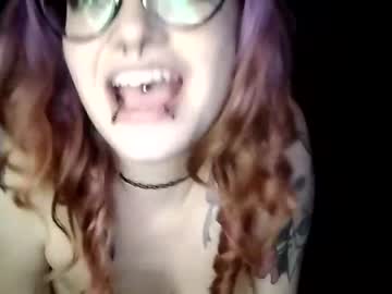 girl cam masturbation with kreepysyte