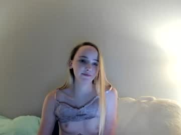 girl cam masturbation with lunapixie2020