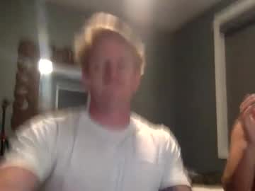 couple cam masturbation with urwhitechocolate