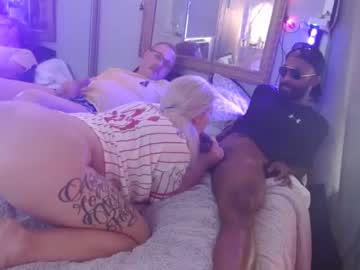 couple cam masturbation with triplexxxzeus