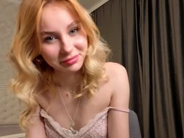 girl cam masturbation with constanceberner