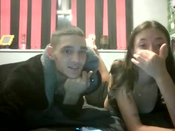 couple cam masturbation with willy_est_95